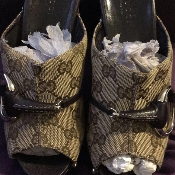 Gucci Women's 100% Auth Platform Sandal - Picture 8 of 8